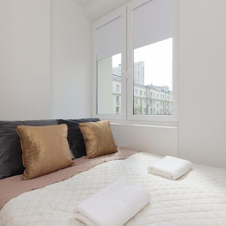 Fashionable City Center Apartment By Noclegi Renters Varsavia Esterno foto