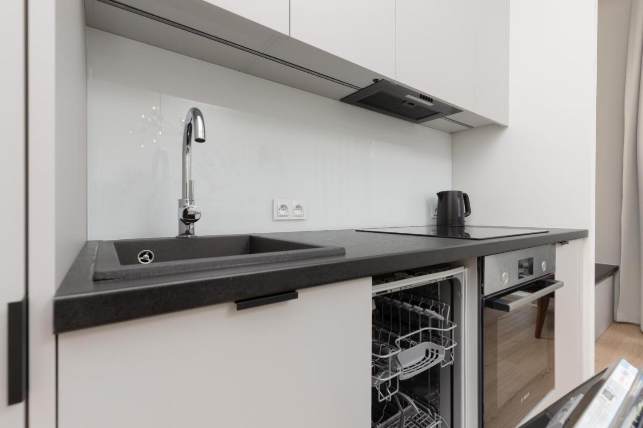 Fashionable City Center Apartment By Noclegi Renters Varsavia Esterno foto